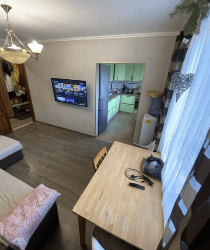 Sale 3 bedroom-(s) apartment 65 sq. m., Heroiv Pratsi Street 68