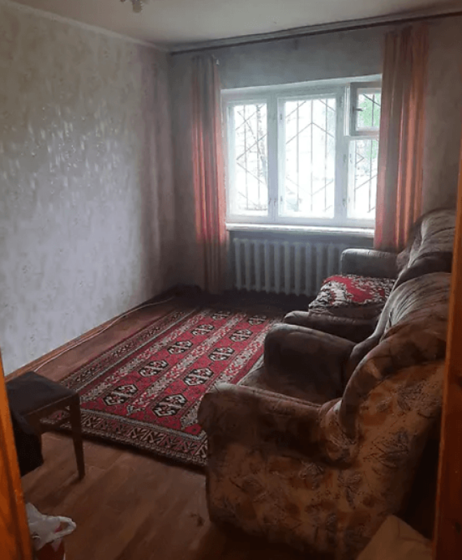 Продаж 2 кімнатної квартири 43 кв. м, Академіка Павлова вул. 44