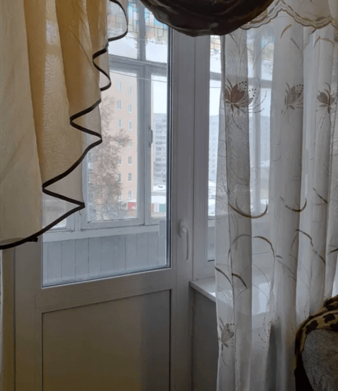 Sale 1 bedroom-(s) apartment 33 sq. m., Derevyanka Street 1