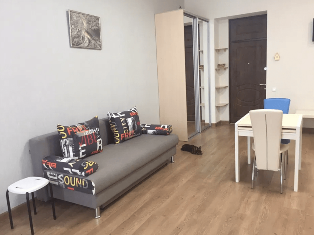 Long term rent 2 bedroom-(s) apartment Alchevskykh Street (Artema Street) 25