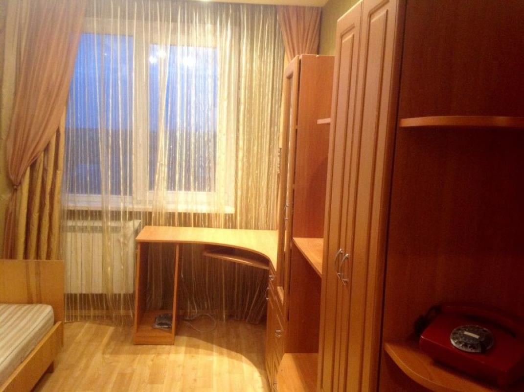 Long term rent 2 bedroom-(s) apartment Plytkova Street 65б