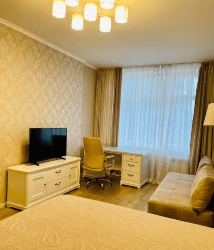Long term rent 2 bedroom-(s) apartment Hlybochytska Street 32а