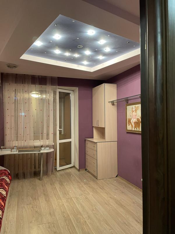 Long term rent 3 bedroom-(s) apartment Nauky avenue 54