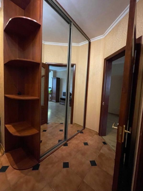 Довгострокова оренда 1 кімнатної квартири Анни Ахматової вул.