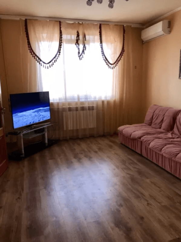Long term rent 3 bedroom-(s) apartment Akhsarova Street 9