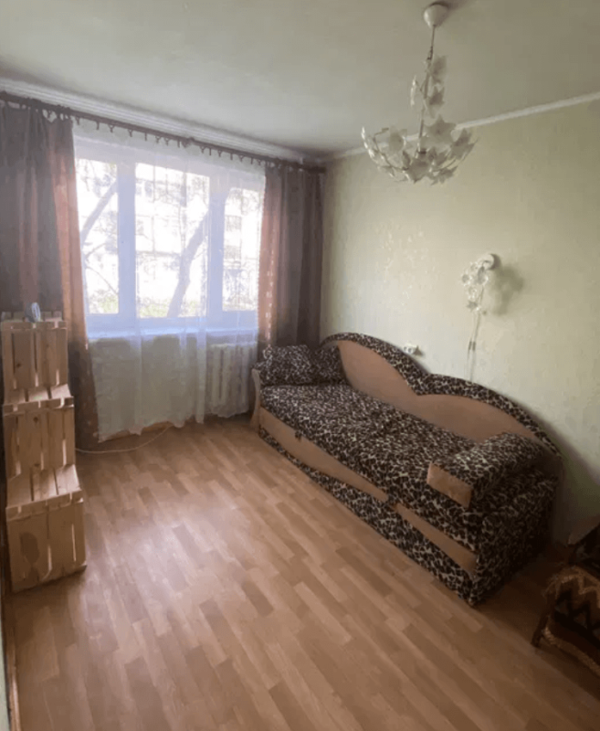 Долгосрочная аренда 3 комнатной квартиры Зерновая ул. 6