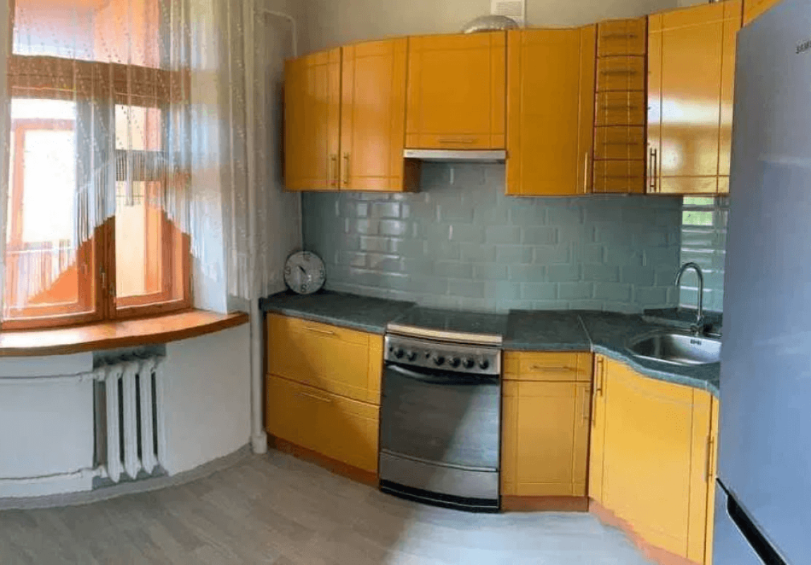 Long term rent 2 bedroom-(s) apartment Hryhorivske Highway (Komsomolske Highway)