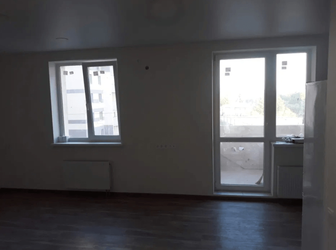 Long term rent 1 bedroom-(s) apartment Niutona Street 102