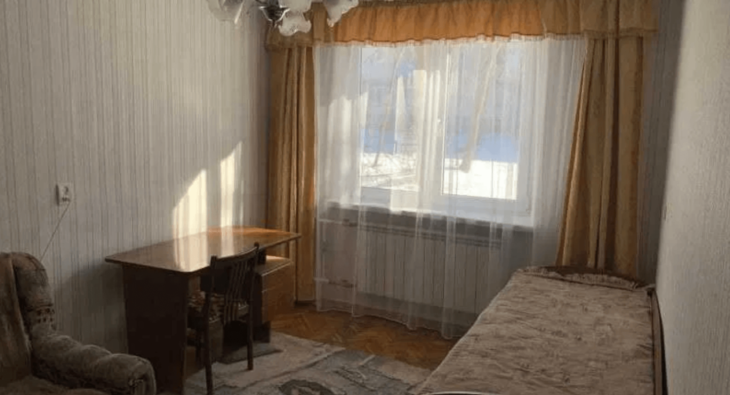 Долгосрочная аренда 1 комнатной квартиры Деревянко ул. 18