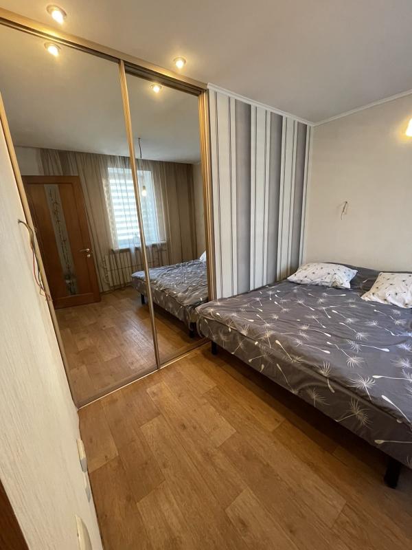 Sale 3 bedroom-(s) apartment 65 sq. m., Klochkivska Street 115