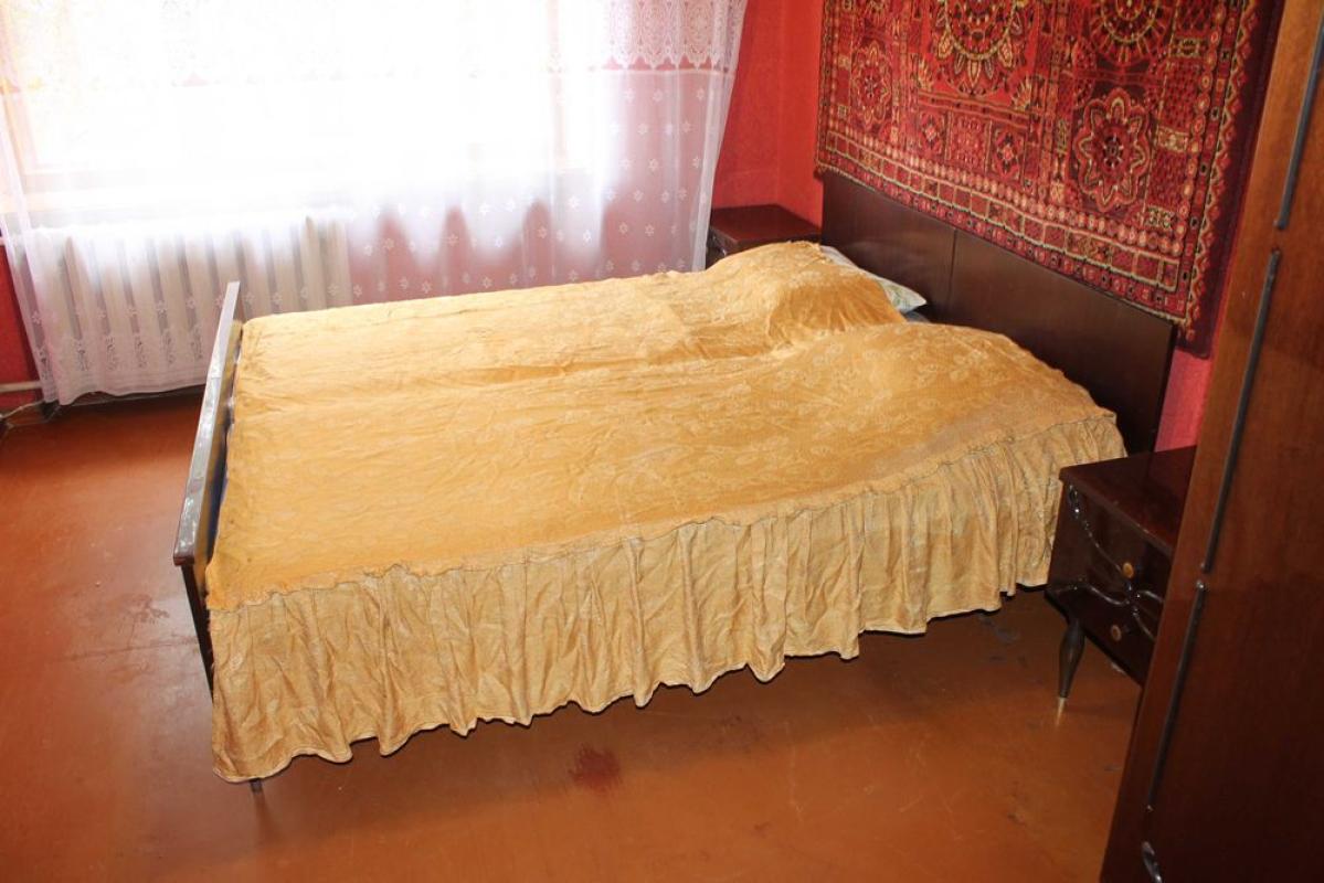Sale 3 bedroom-(s) apartment 60 sq. m., Poltavsky Shlyakh Street