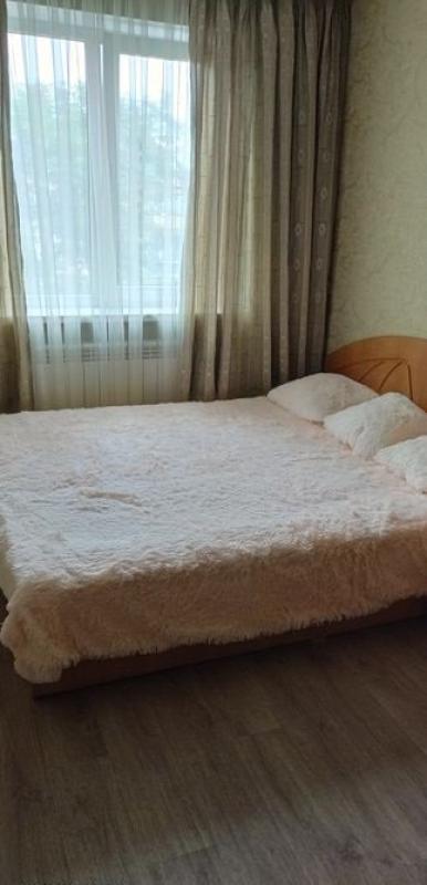 Sale 3 bedroom-(s) apartment 59 sq. m., Petra Hryhorenka Avenue (Marshala Zhukova Avenue)