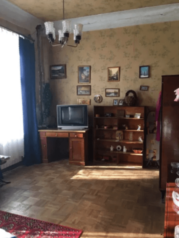 Продаж 2 кімнатної квартири 74 кв. м, Чайковська вул. 20