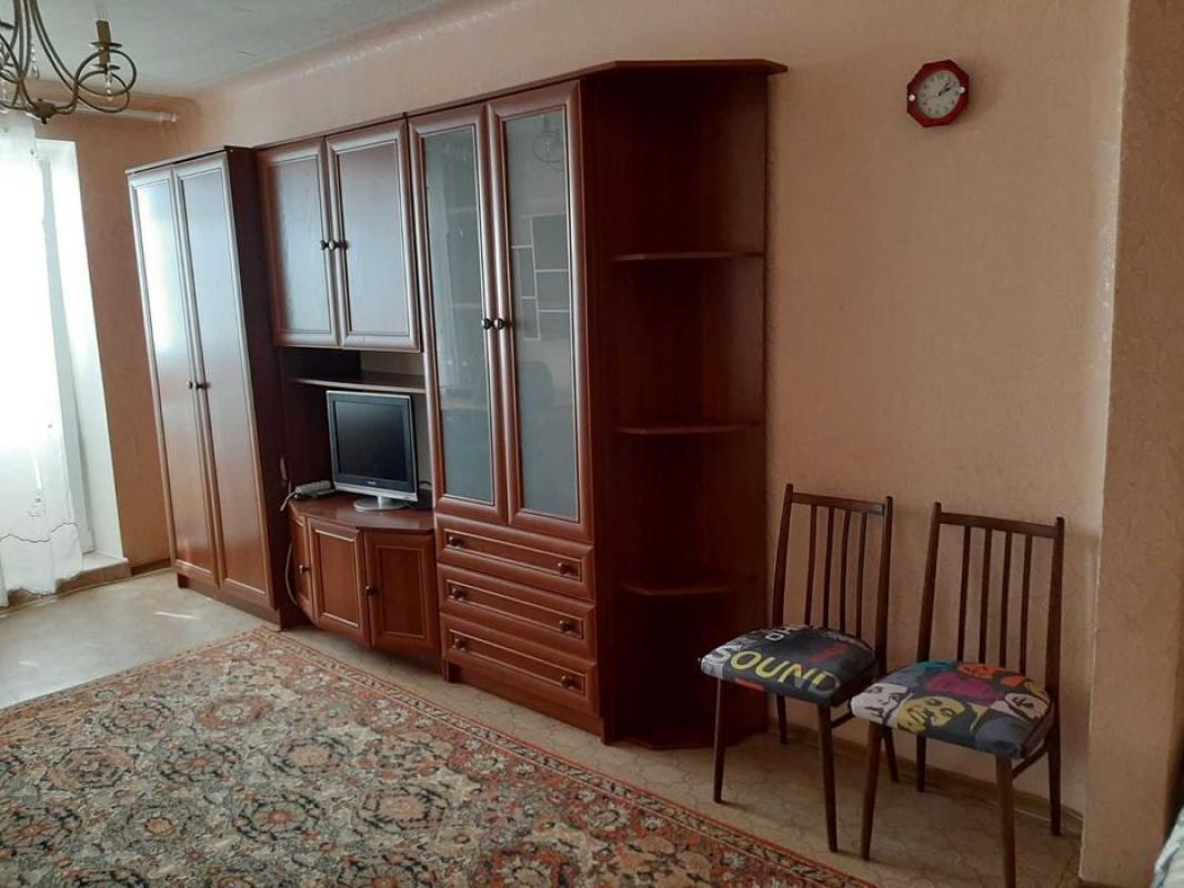 Продажа 1 комнатной квартиры 41 кв. м, Гвардейцев-Широнинцев ул. 11в