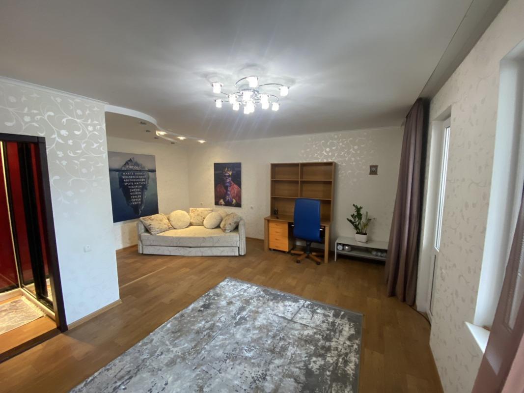 Long term rent 2 bedroom-(s) apartment Druzhby Narodiv Street 228б