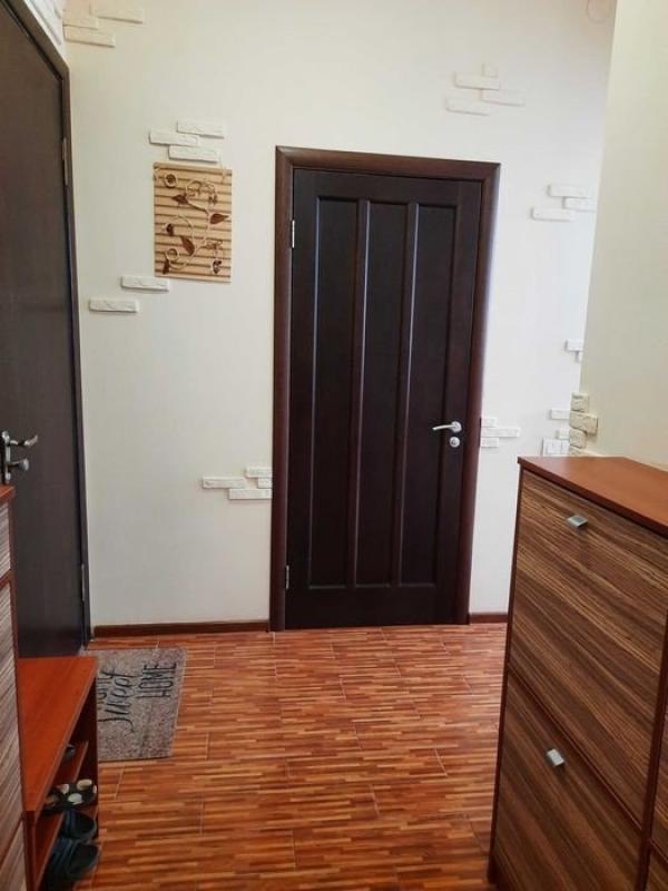 Продаж 2 кімнатної квартири 55 кв. м, Академіка Павлова вул. 20