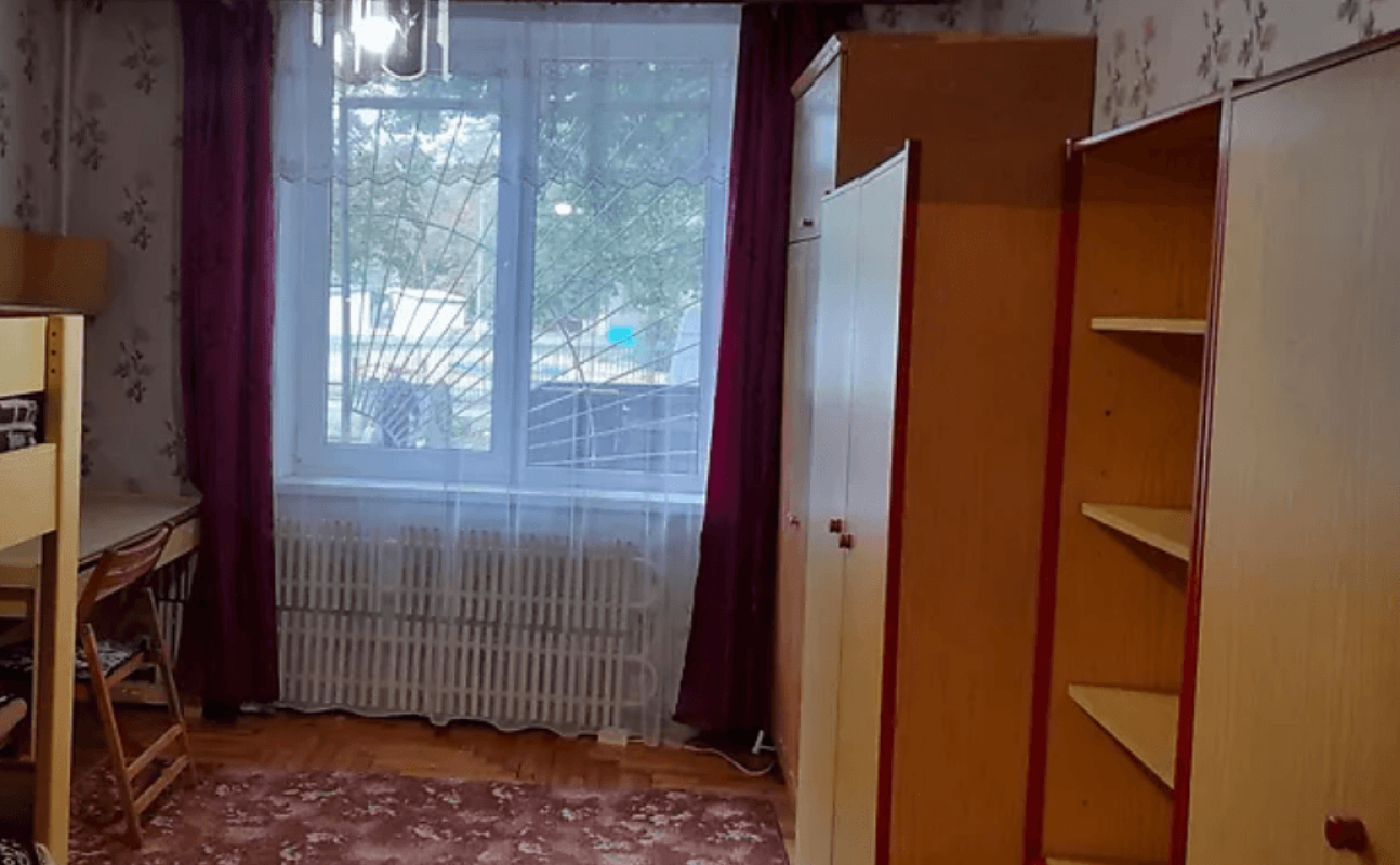 Продаж 2 кімнатної квартири 53 кв. м, Гвардійців-Широнінців вул. 26