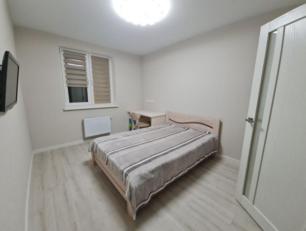 Sale 2 bedroom-(s) apartment 58 sq. m., Niutona Street