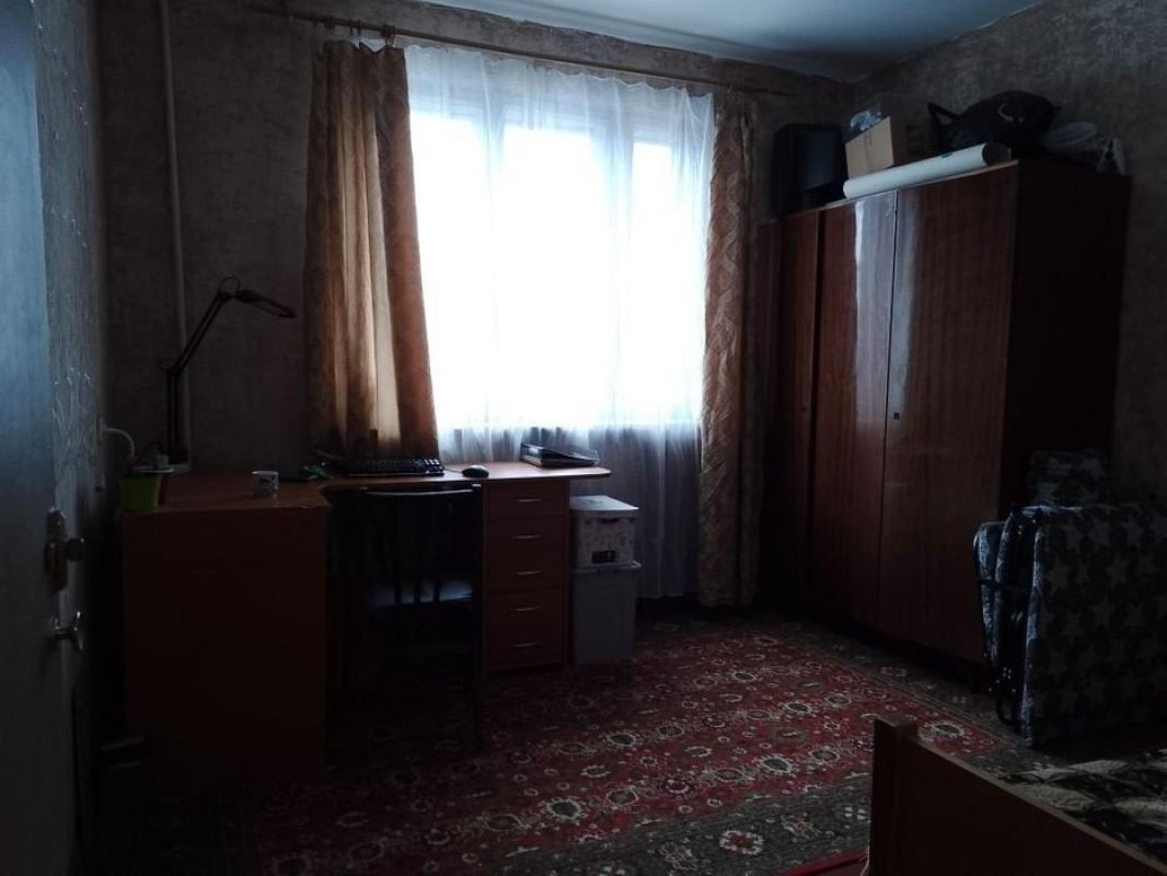 Продажа 2 комнатной квартиры 52 кв. м, Академика Павлова ул. 130