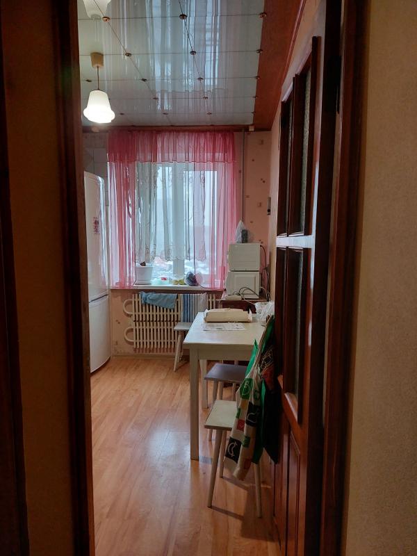 Продаж 3 кімнатної квартири 67 кв. м, Клочківська вул.