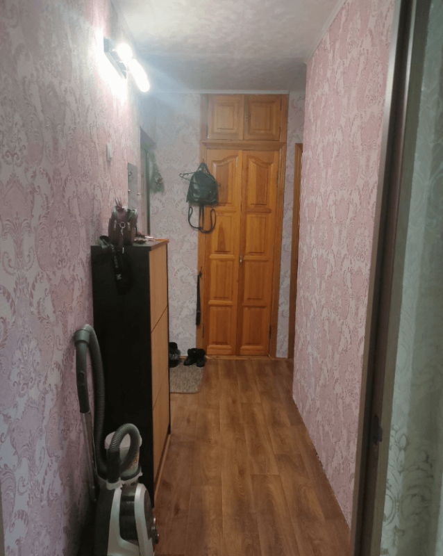 Продаж 2 кімнатної квартири 43 кв. м, Байрона просп. (Героїв Сталінграда) 185б