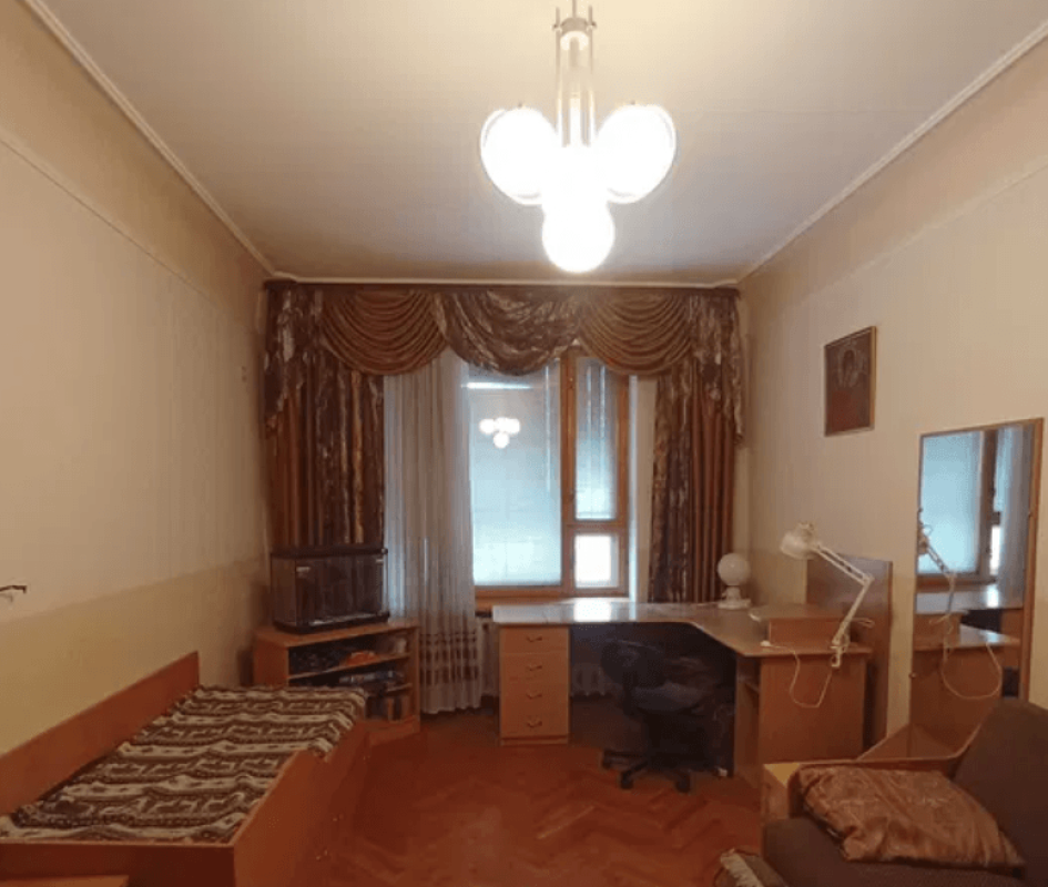 Продажа 3 комнатной квартиры 74 кв. м, Полтавский Шлях ул.