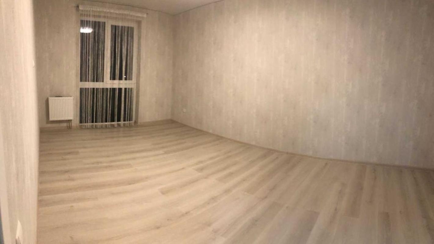Продаж 2 кімнатної квартири 60 кв. м, Драгоманова вул. 6Б