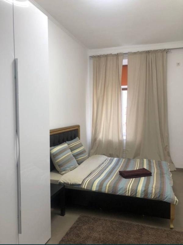 Sale 2 bedroom-(s) apartment 65 sq. m., Sumska Street