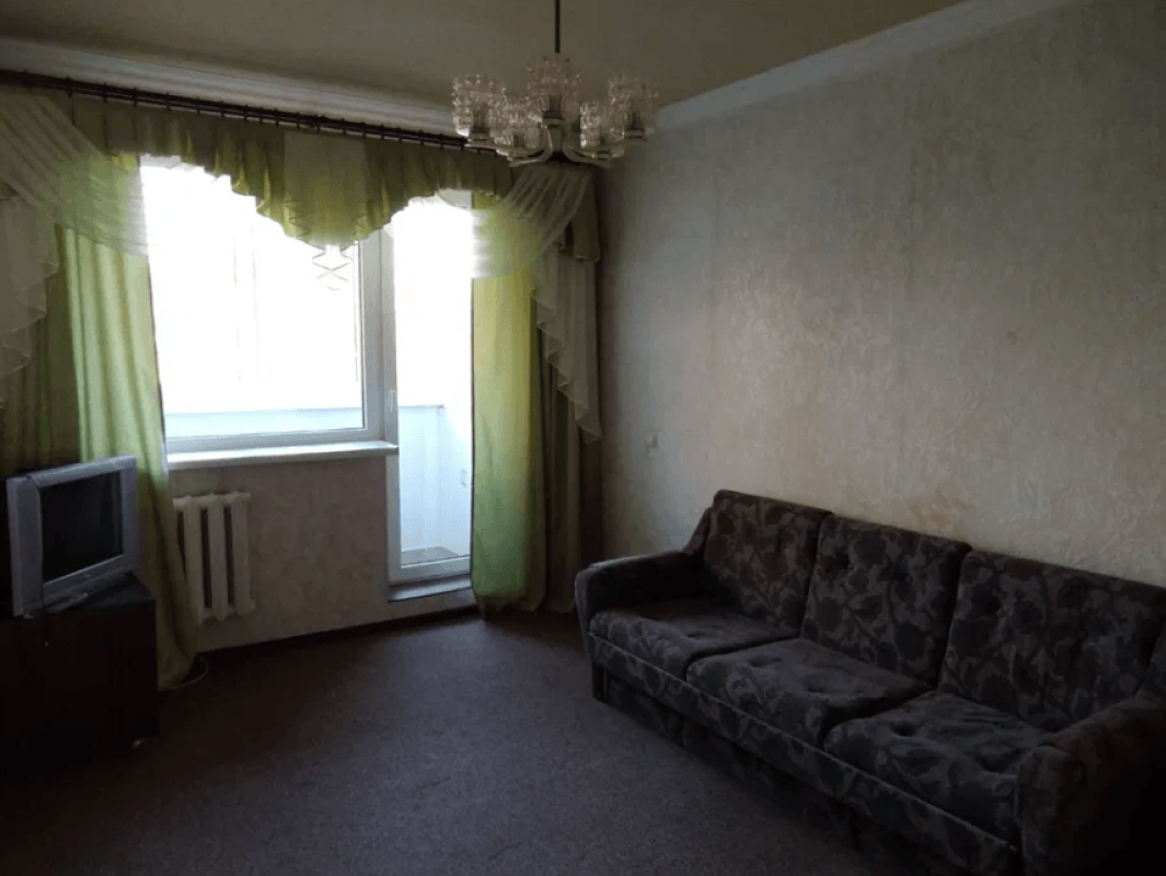 Long term rent 2 bedroom-(s) apartment Byron Avenue (Heroiv Stalinhrada Avenue) 138в