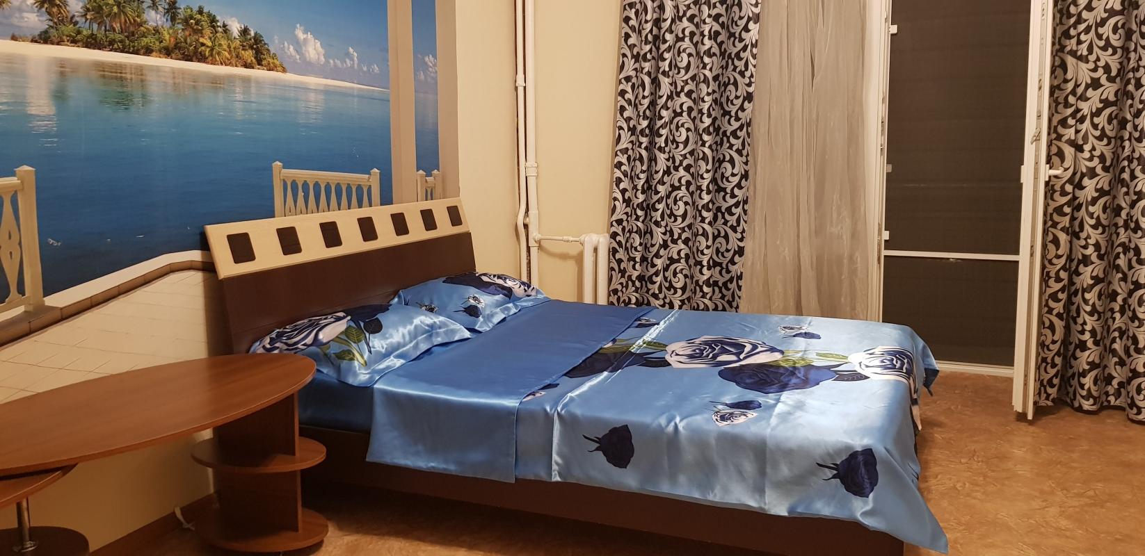 Long term rent 2 bedroom-(s) apartment Svobody Street