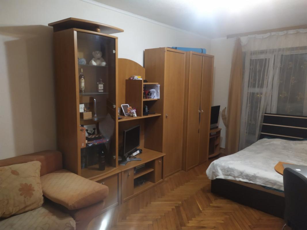 Sale 1 bedroom-(s) apartment 36 sq. m., 23 Serpnya Street 67А