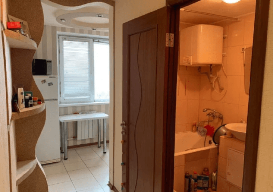 Sale 1 bedroom-(s) apartment 33 sq. m., Voskresenska Street (Urytskoho Street) 31
