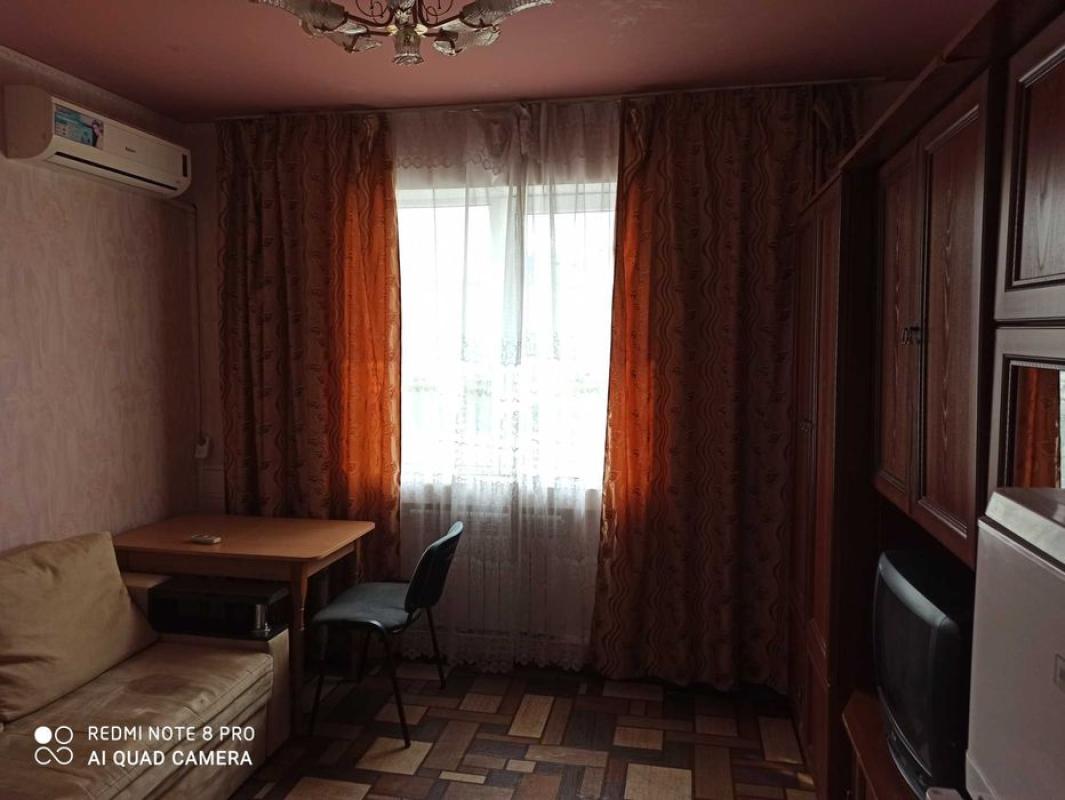 Long term rent 1 bedroom-(s) apartment Dmytra Kotsyubayla Street (Derzhavinska Street)