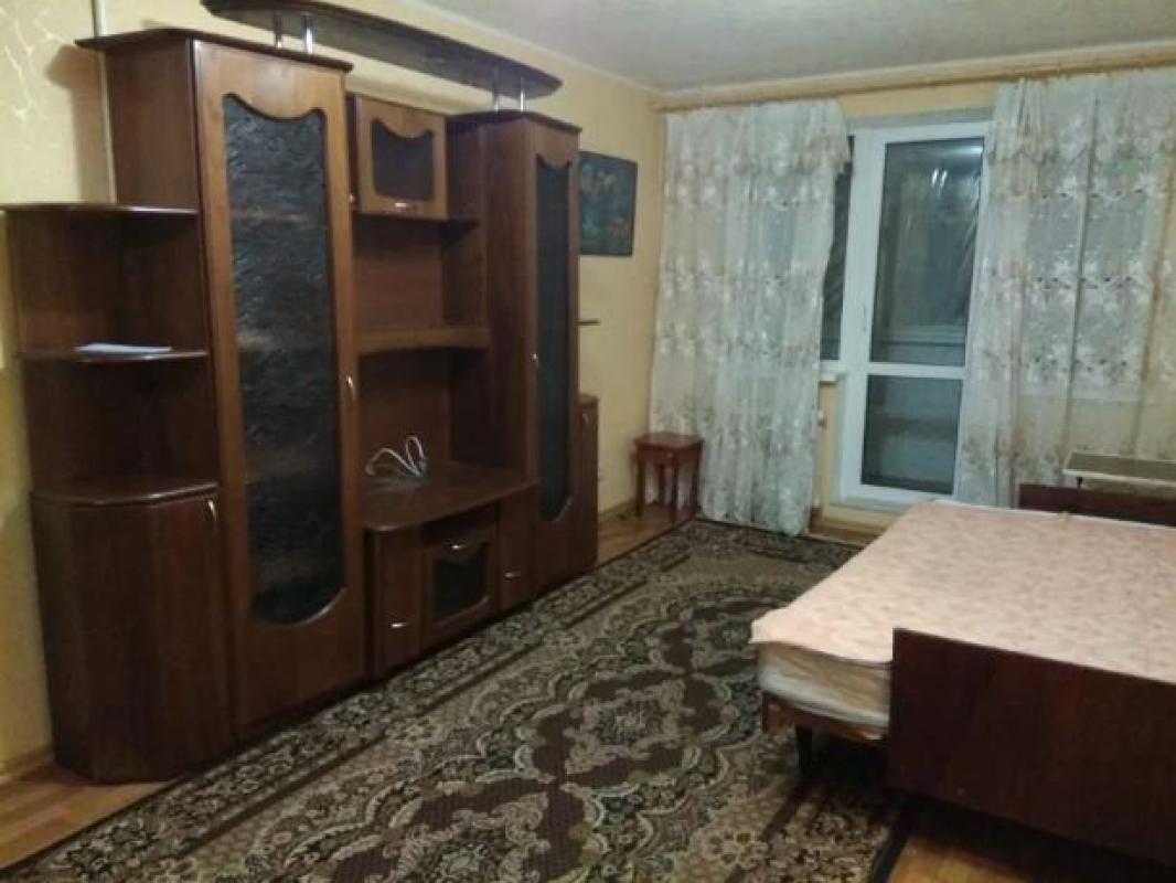 Long term rent 1 bedroom-(s) apartment Heroiv Stalinhrada Avenue 187