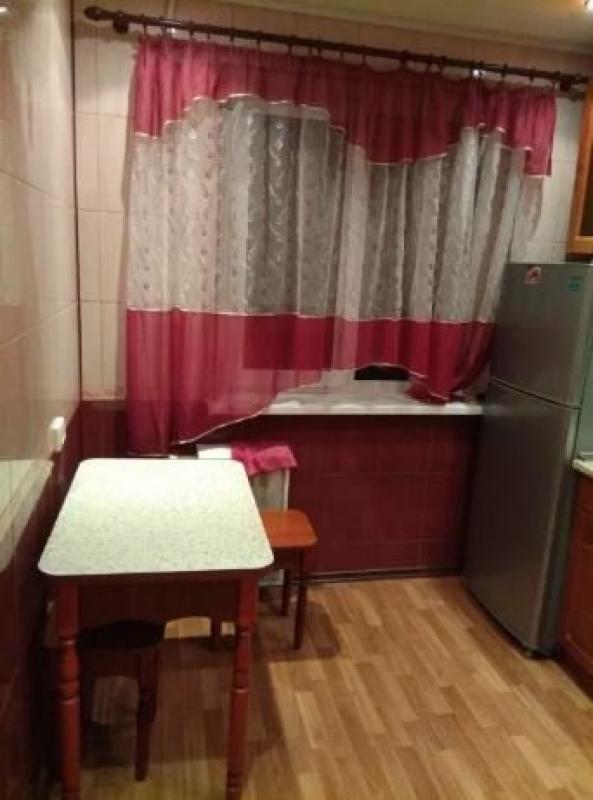 Long term rent 1 bedroom-(s) apartment Heroiv Stalinhrada Avenue 187