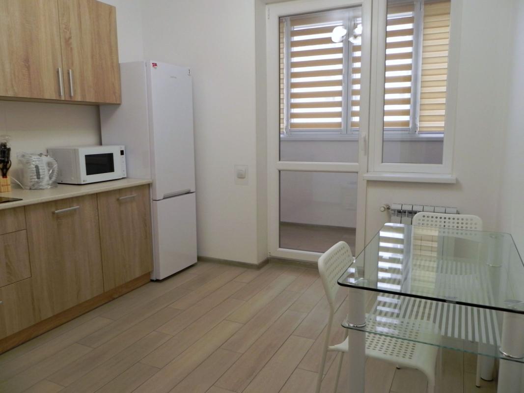 Long term rent 1 bedroom-(s) apartment Myru street