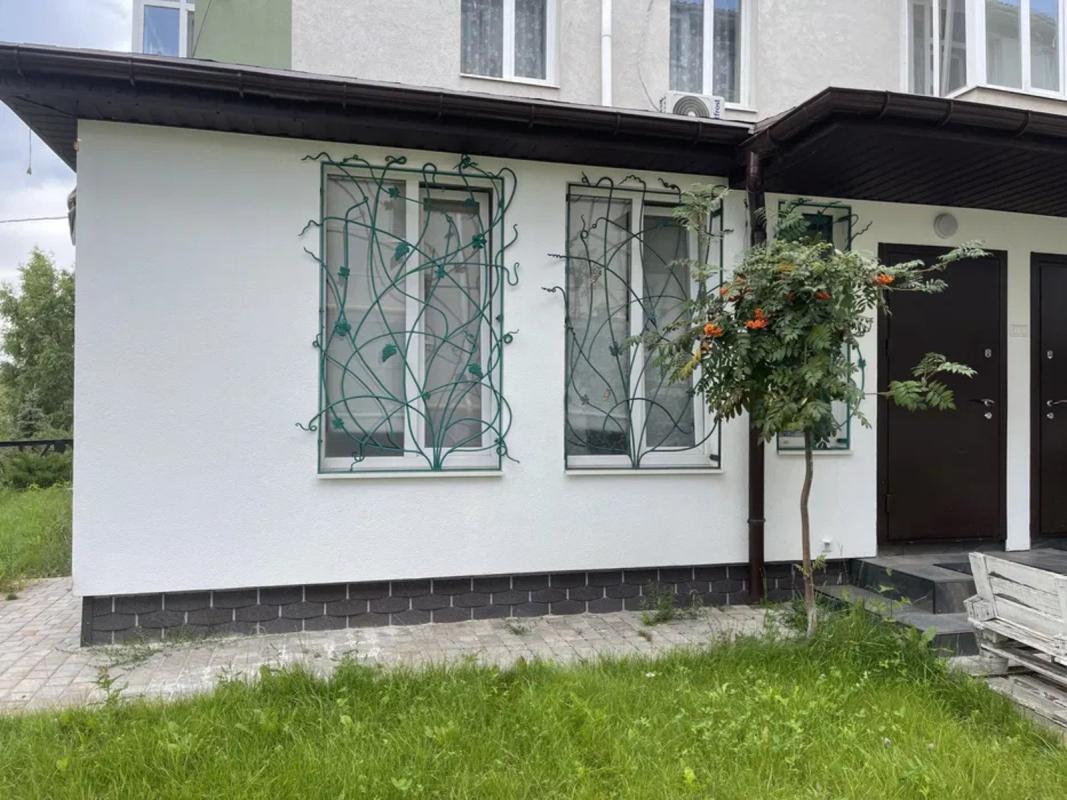 Long term rent 2 bedroom-(s) apartment Novooleksandrivska Street 54а к1