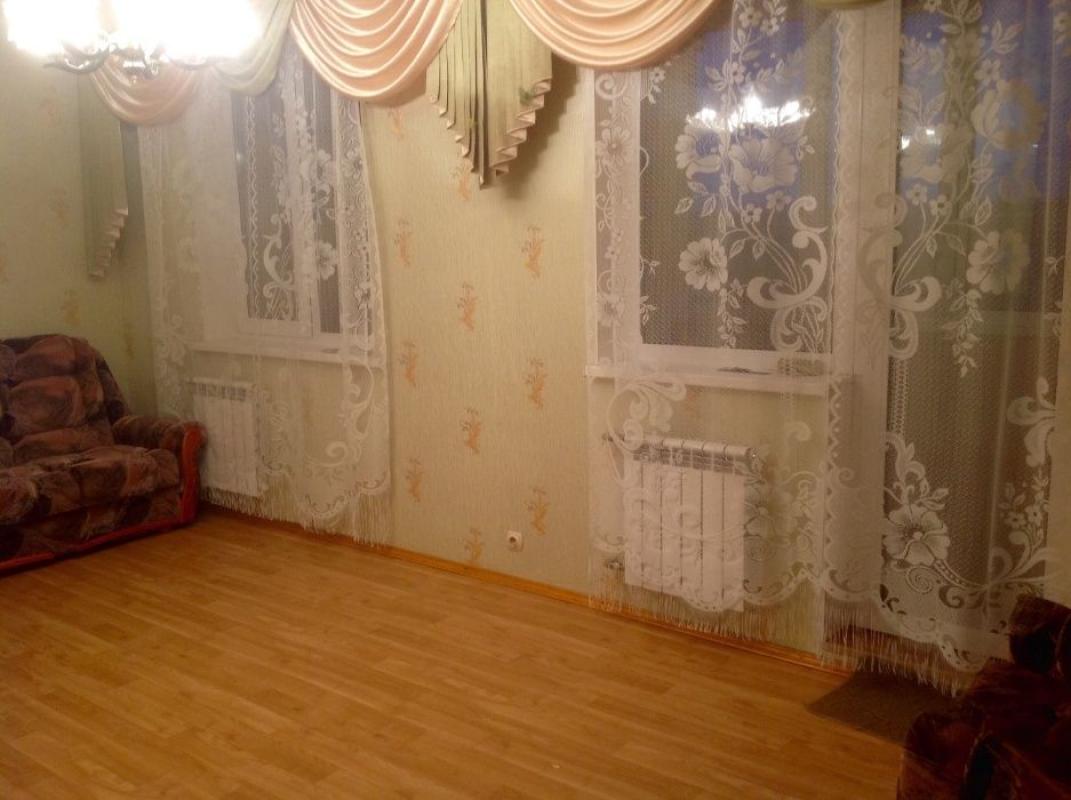 Долгосрочная аренда 2 комнатной квартиры Плиточная ул. 65б