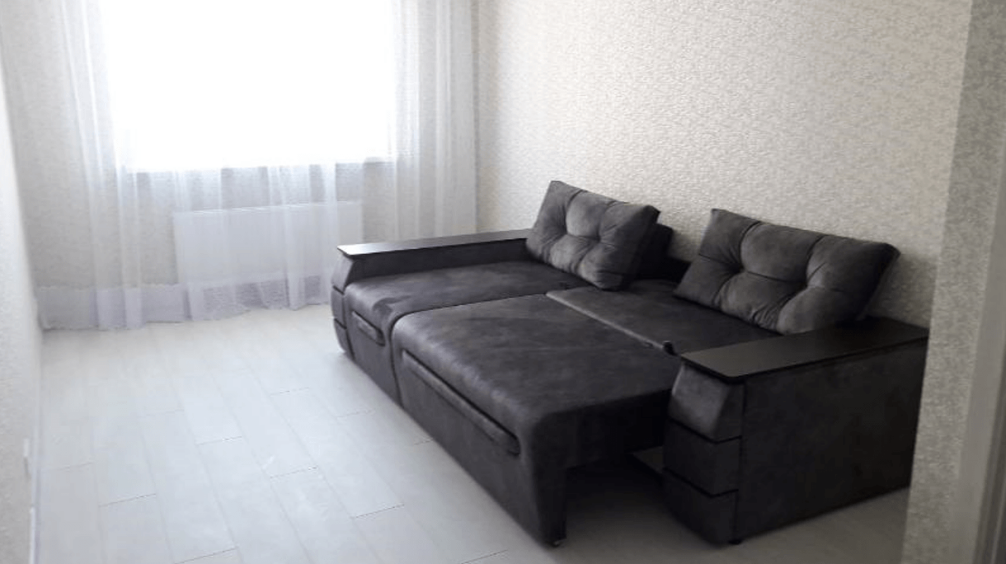 Long term rent 1 bedroom-(s) apartment 