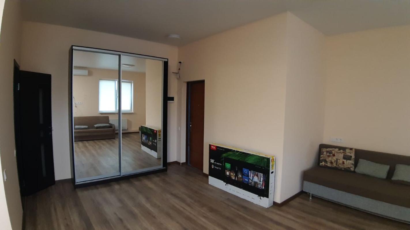 Long term rent 1 bedroom-(s) apartment 2-i Zolochivskyi Lane