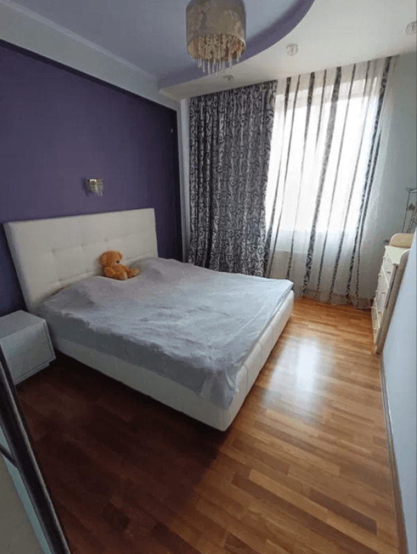 Long term rent 3 bedroom-(s) apartment Novooleksandrivska Street 54а к1