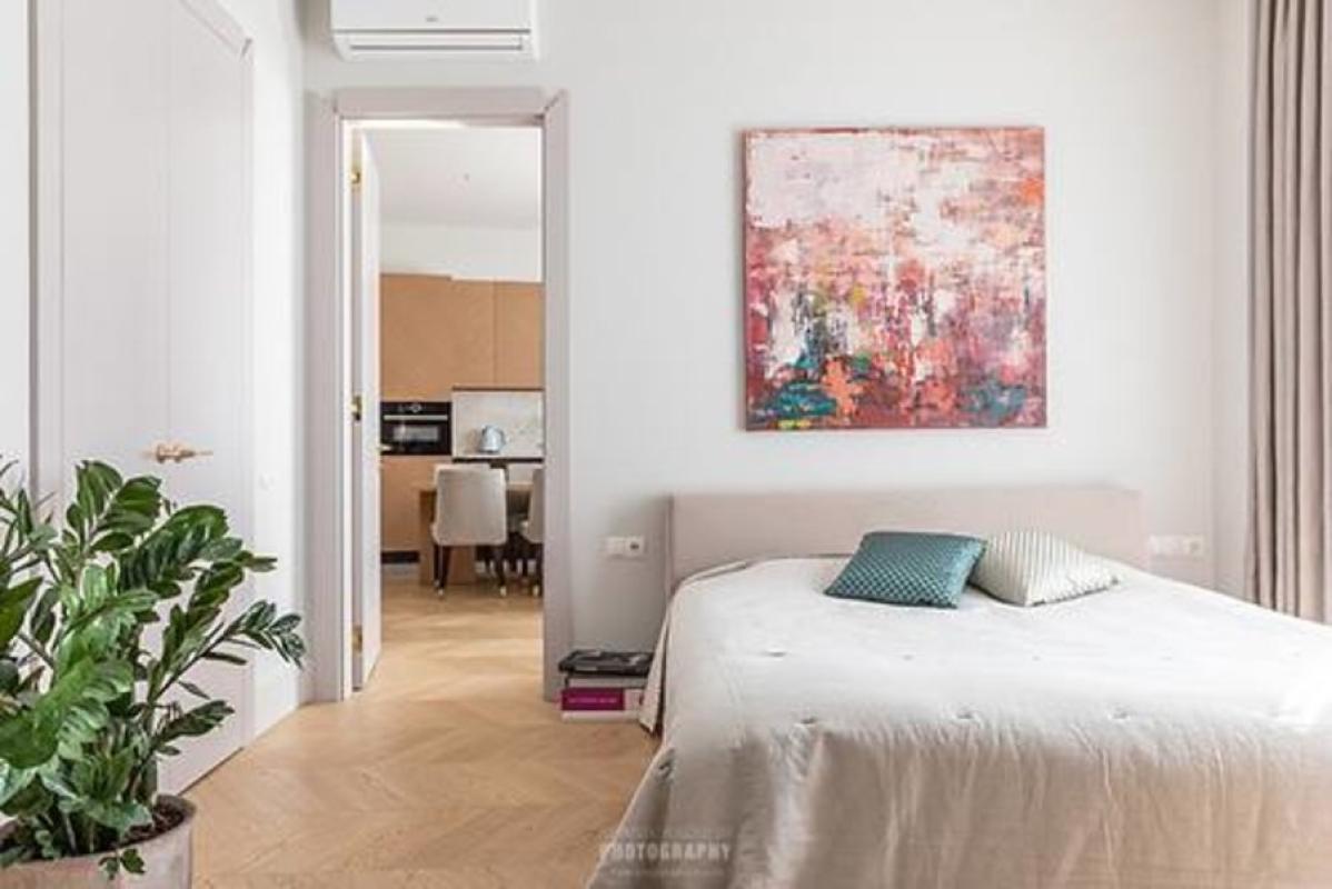Long term rent 1 bedroom-(s) apartment Buslivska Street