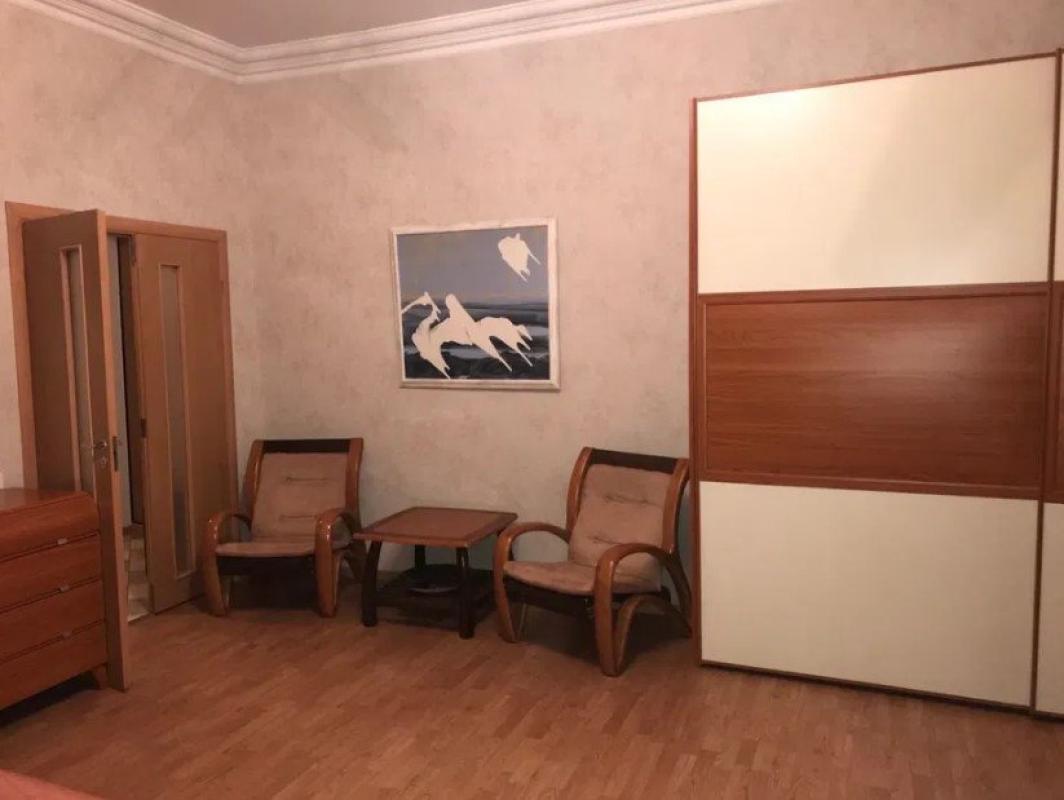 Довгострокова оренда 1 кімнатної квартири Георгіївський пров. 9