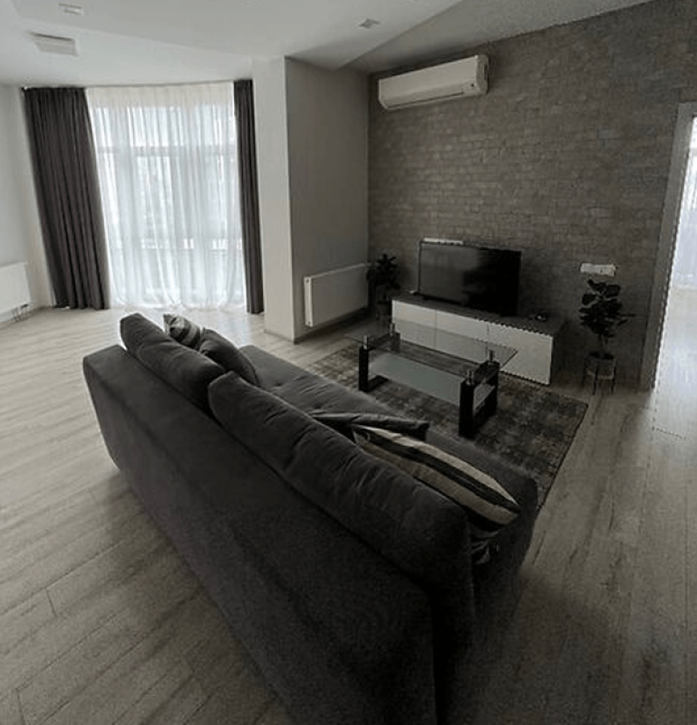 Long term rent 1 bedroom-(s) apartment Hlybochytska Street 32в