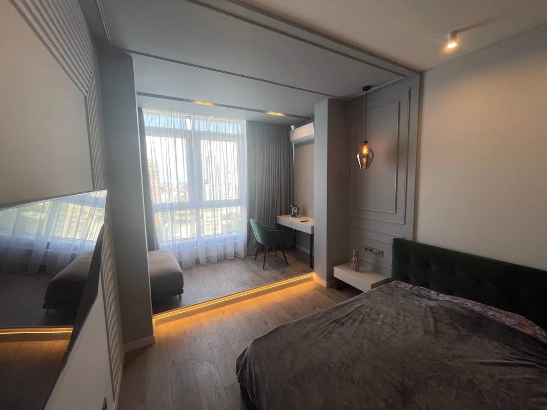 Long term rent 1 bedroom-(s) apartment Lesi Ukrainky Boulevard 7В