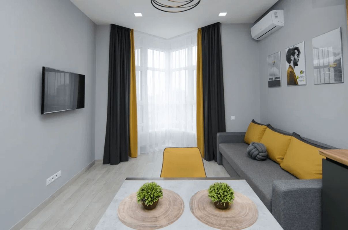 Long term rent 1 bedroom-(s) apartment Saperne Pole Street 14/55