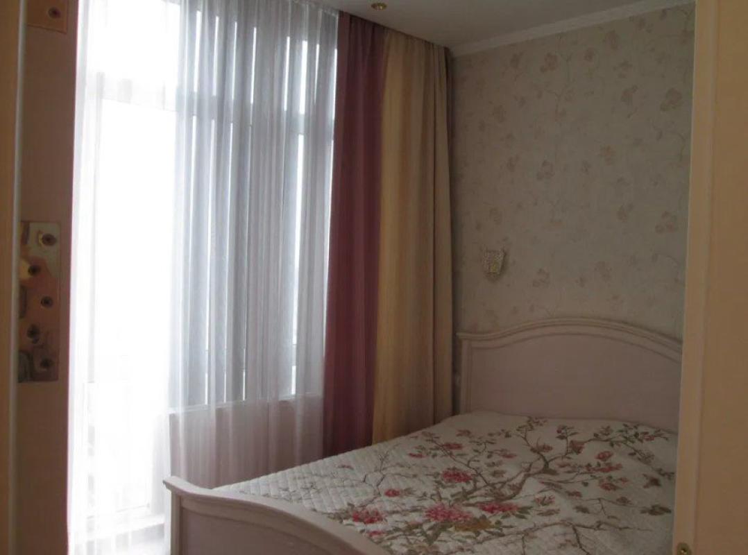 Долгосрочная аренда 2 комнатной квартиры Дмитриевская ул. 82