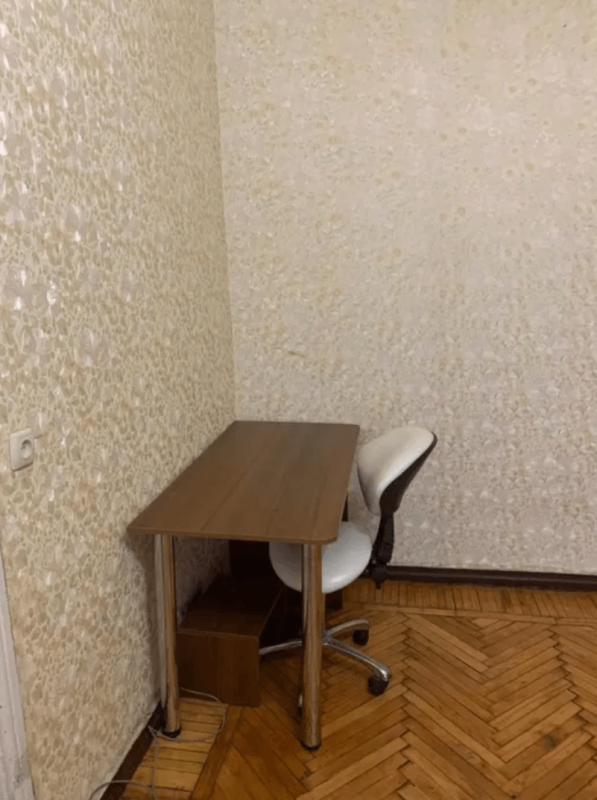 Long term rent 1 bedroom-(s) apartment Kharkivska Embarkment 7/9