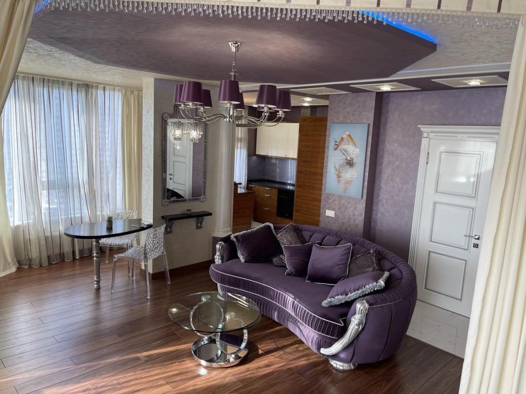 Long term rent 1 bedroom-(s) apartment Yuriia Shumskoho Street 3Г
