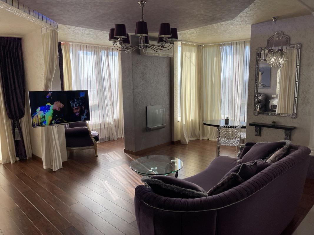 Долгосрочная аренда 1 комнатной квартиры Юрия Шумского ул. 3Г
